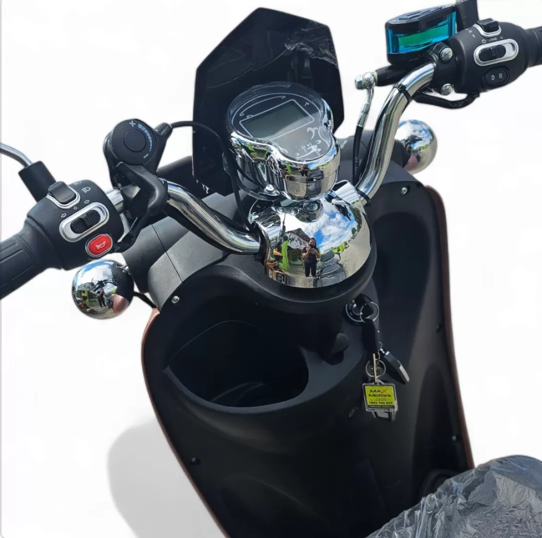 Електрическа триколка X2 - триместна, 1500W, Златиста 7 Електрическа триколка X2 - триместна, 1500W, Златиста - Image 7