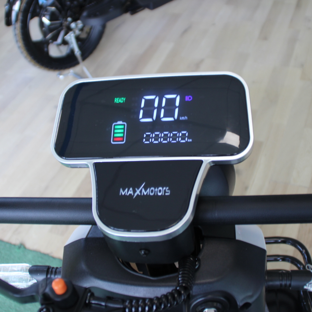 Електрическа четириколка MaxMotors A9 - WHITE, 1500W, триместна 10 Електрическа четириколка MaxMotors A9 - WHITE, 1500W, триместна - Image 10