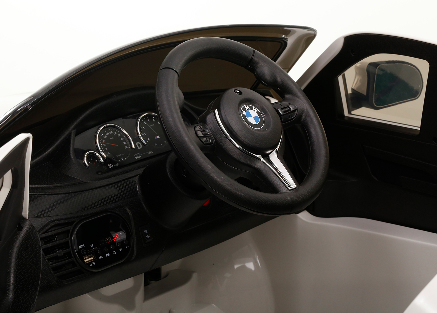 Акумулаторна кола licensed BMW X6M Black 6 Акумулаторна кола licensed BMW X6M Black - Image 6