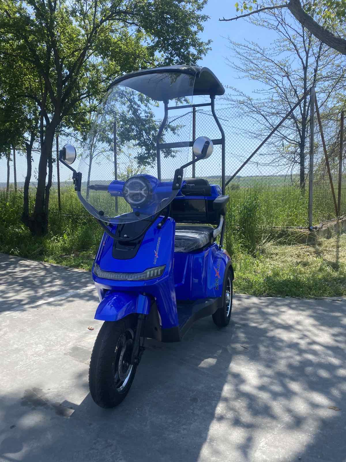 Електрическа триколка MaxMotors FM1 Lux Blue с покрив1500W 2 Електрическа триколка MaxMotors FM1 Lux Blue с покрив1500W - Image 2