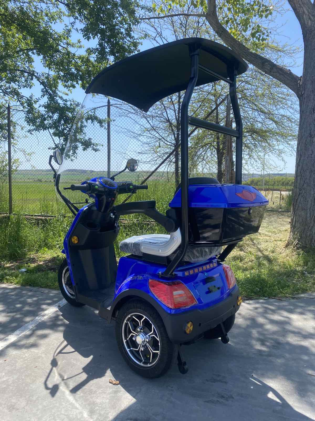 Електрическа триколка MaxMotors FM1 Lux Blue с покрив1500W 4 Електрическа триколка MaxMotors FM1 Lux Blue с покрив1500W - Image 4