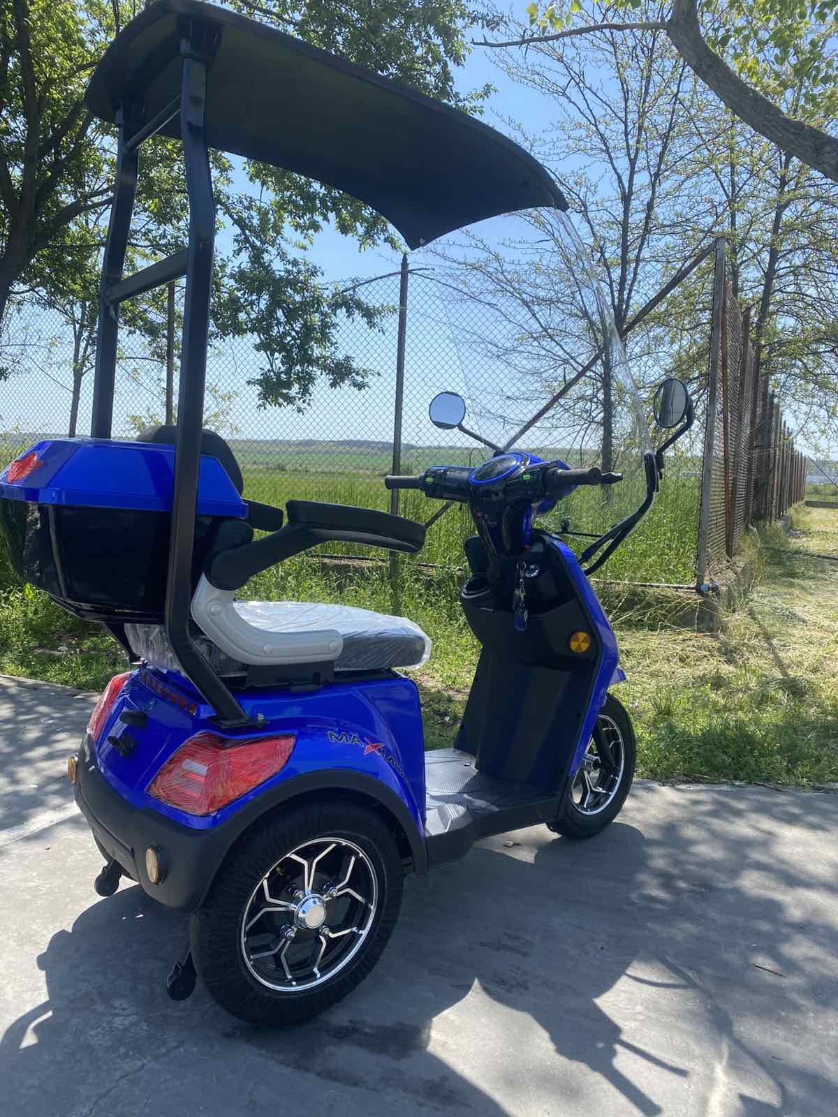 Електрическа триколка MaxMotors FM1 Lux Blue с покрив1500W 5 Електрическа триколка MaxMotors FM1 Lux Blue с покрив1500W - Image 5